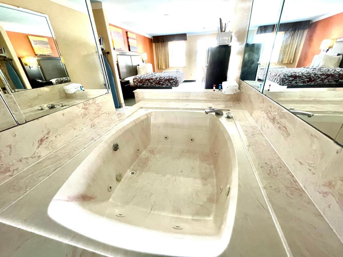 Luxury Inn Liberty Kültér fotó