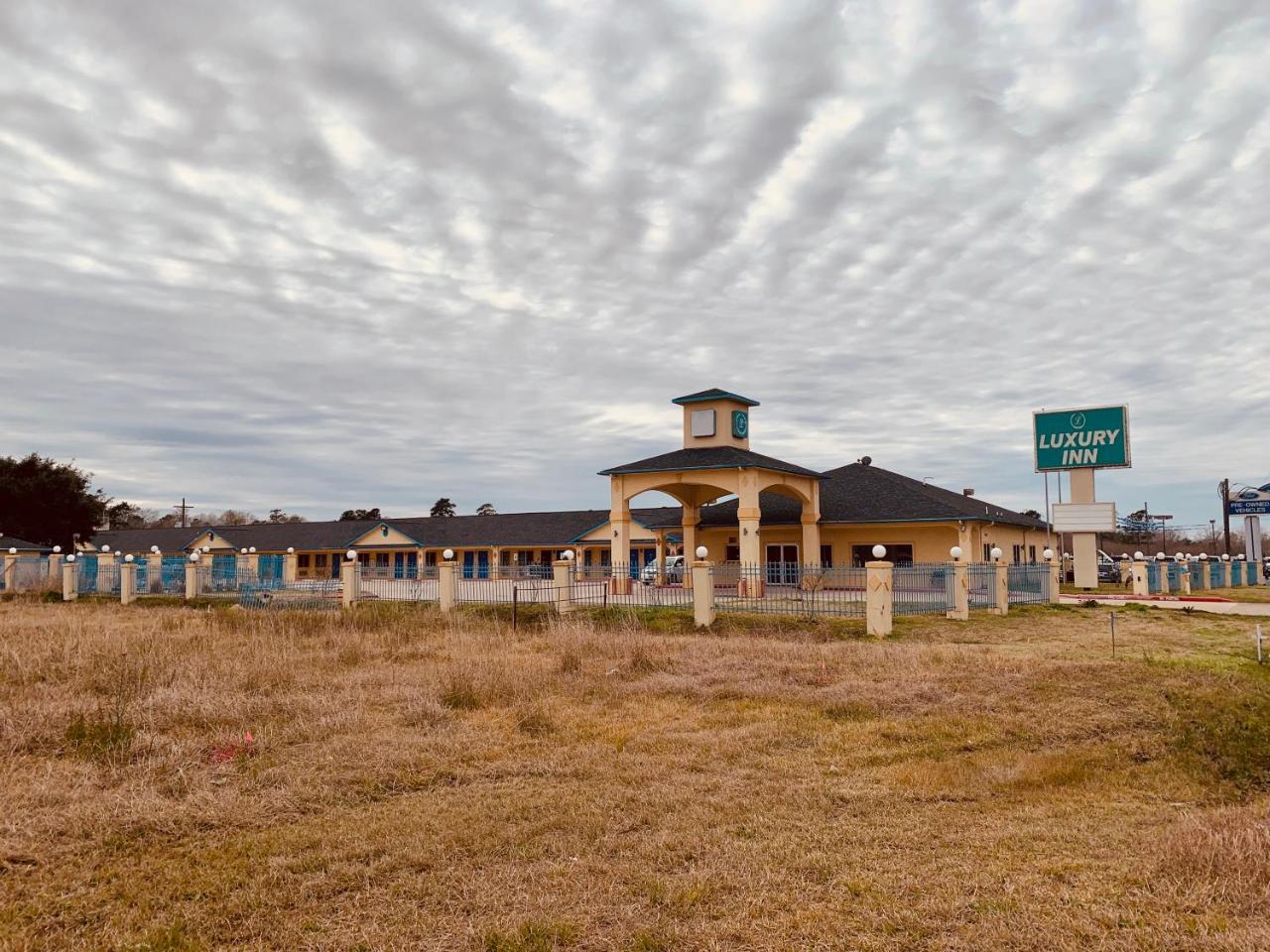 Luxury Inn Liberty Kültér fotó
